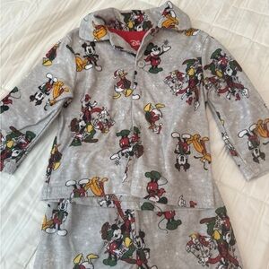 NWOT Disney Mickey Mouse Christmas Pajamas 18 Months Gary